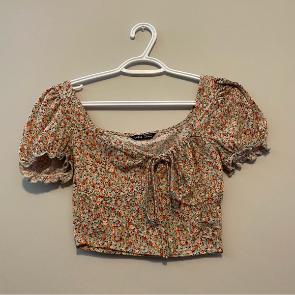 Floral Shein crop top - Picture 1 of 1